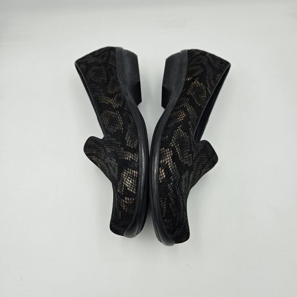 Dansko Olivia Snake Print Black/ Bronze Slip On Loafers US Sz 7.5-8, EUR Sz 38 - Picture 4 of 6
